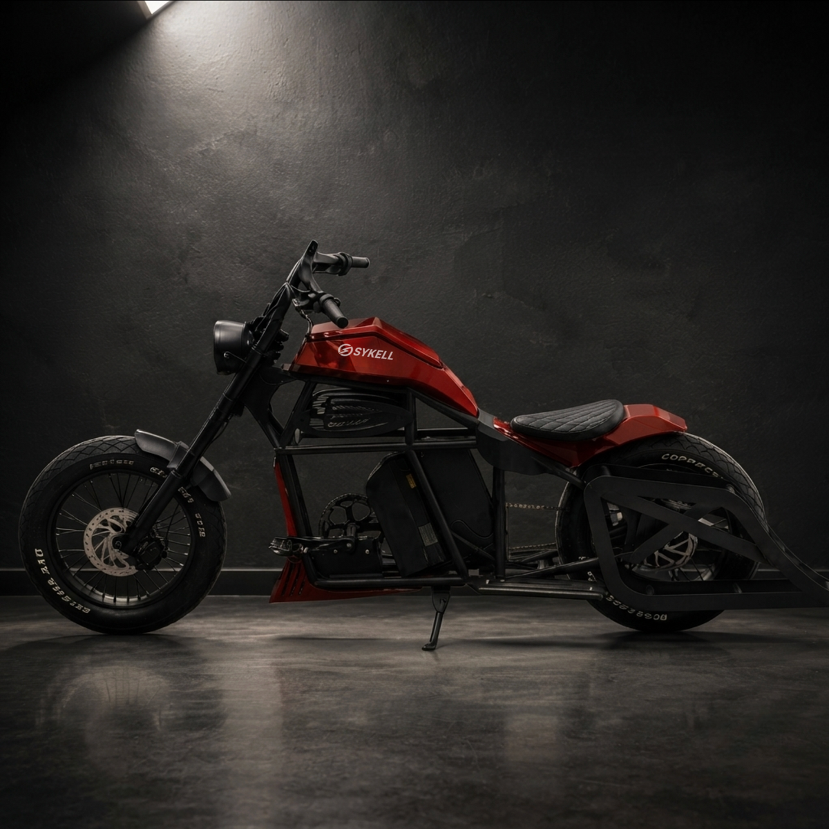 Vue latérale du vélo électrique cruiser SYKELL TITAN avec batterie intégrée, cadre acier renforcé et design premium.